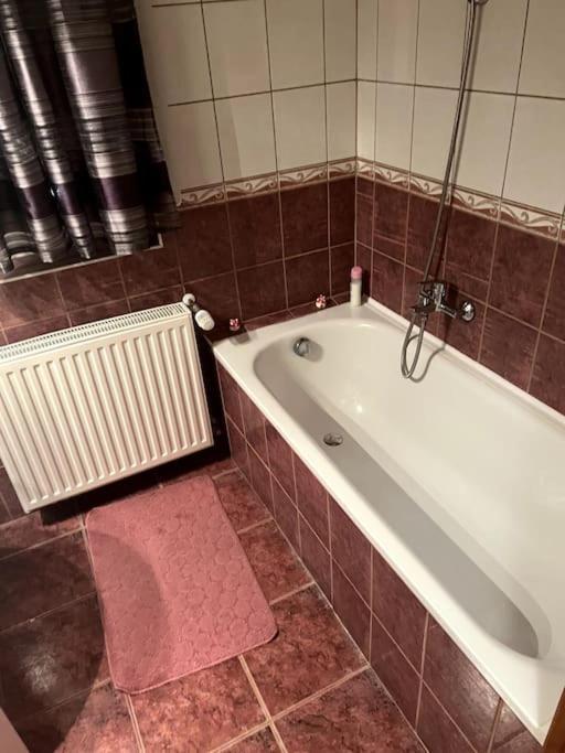 Laura Apartman Hajdúszoboszló Extérieur photo